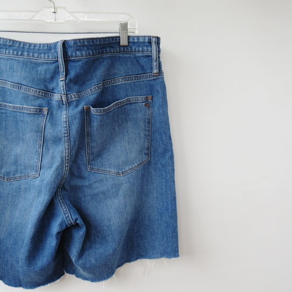 Madewell High Rise Denim Mid Length Shorts Size 33 - Picture 12 of 14
